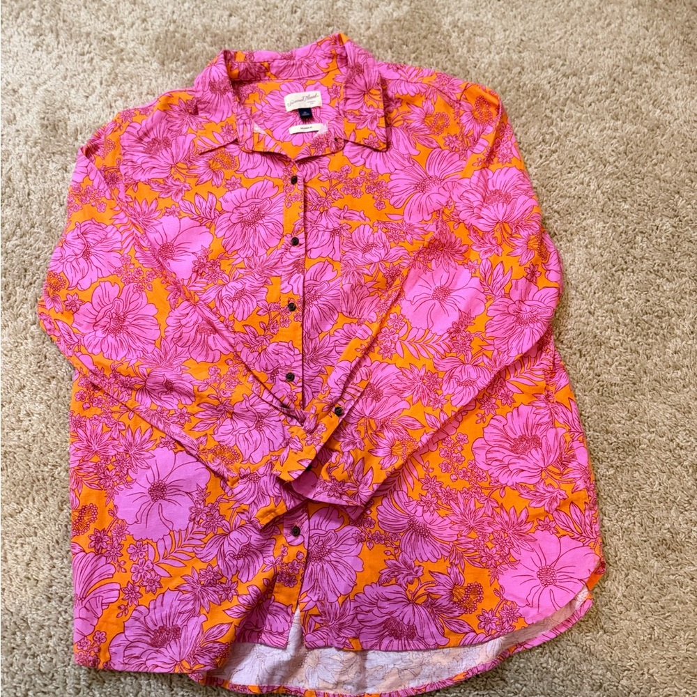Universal Thread Vibrant Pink and Orange Floral Shirt